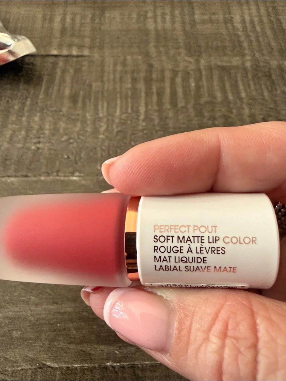 DREW FLOWER Creamy Matte Lip Color - Lipstick